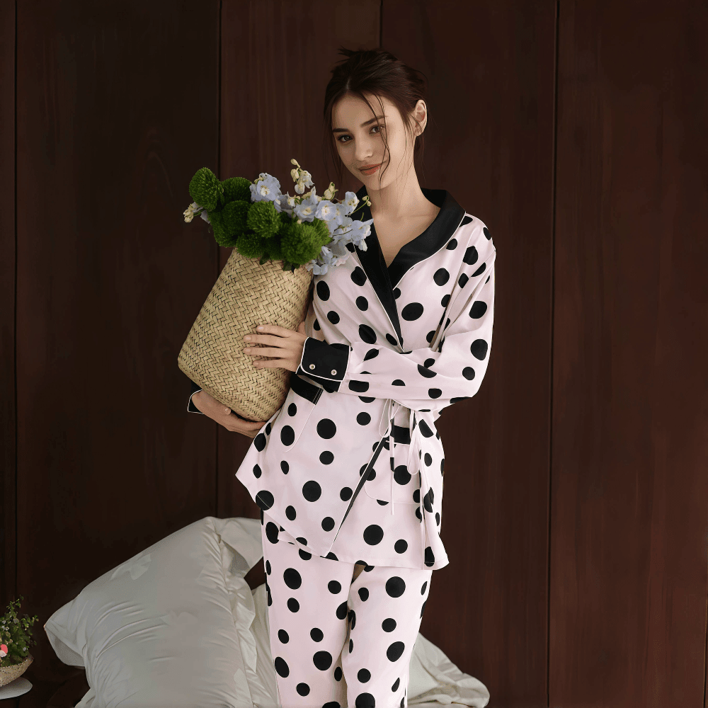 Pink polka dot long - sleeved pajamas for women - VINEEMAN
